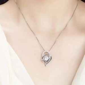 New I Love You To The Moon and Back Necklace 18KP